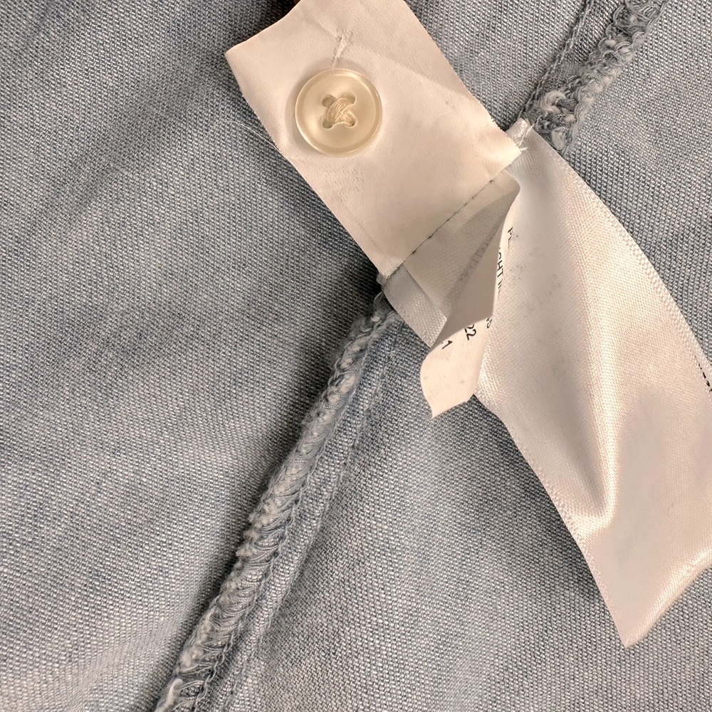 Gap Denim Button Shirt Small - image 6